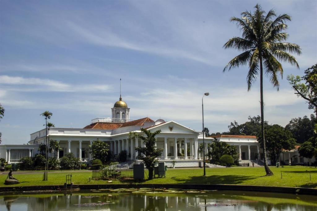 Ipb Convention Hotel Botani Square Bogor Exterior photo