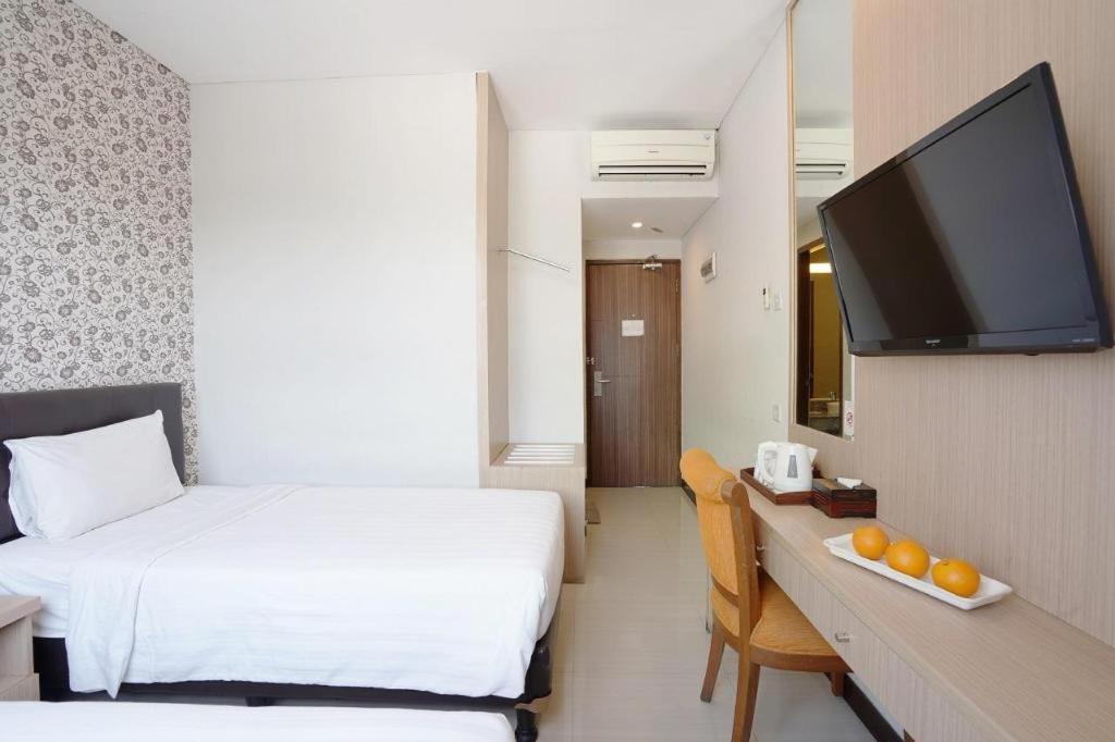 Ipb Convention Hotel Botani Square Bogor Exterior photo