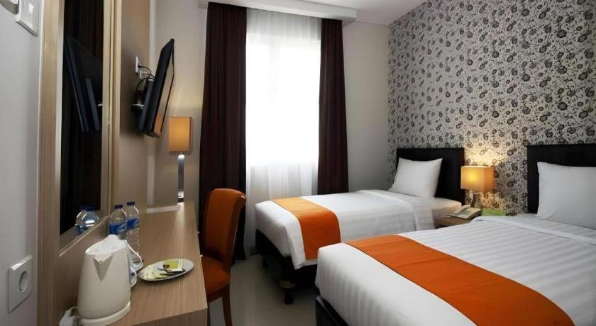 Ipb Convention Hotel Botani Square Bogor Exterior photo